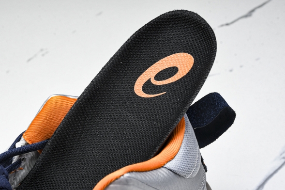 Asics Nova Surge 3 1061A048-020 