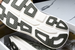 HOKA Bondi 9 1162011 SSSC