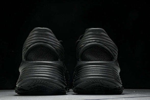 Hoka Restore TS 1169150 CRBN 