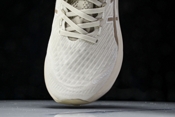 Asics Gel-Nimbus 27 1011C096-200 