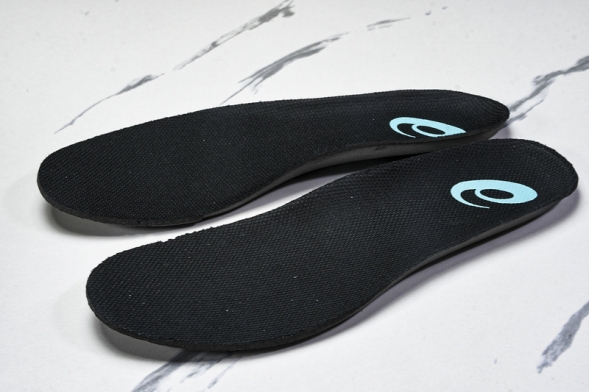 Asics Nova Surge 3 1061A048-001 