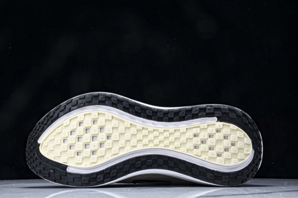 Nike Air ZoomX Vomero 18 Plus HM6805 113 