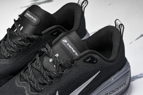 Nike Air ZoomX Vomero 18 Plus HM6805 