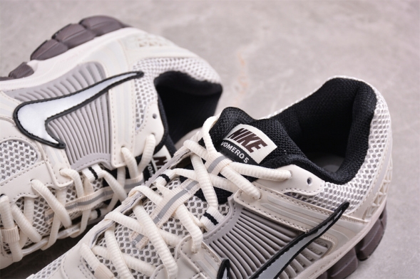 Nike Zoom Vomero 5 SP FJ2028-001 