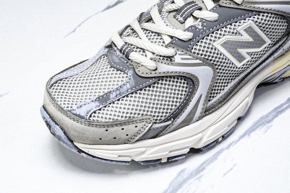 New Balance 530 MR530TG 