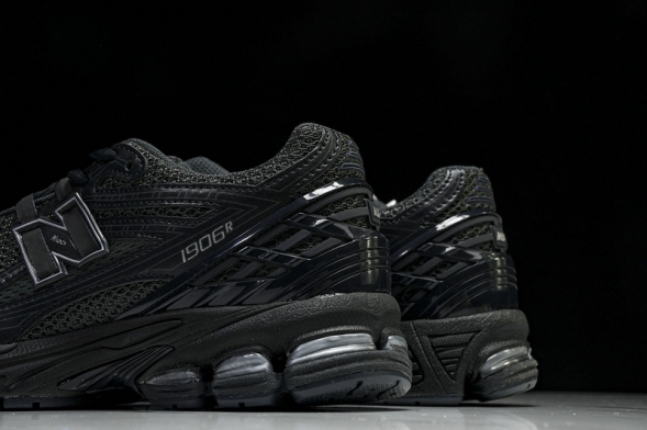 New Balance 1906 M1906RJB 