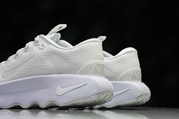 Nike Motiva DV1238-106 