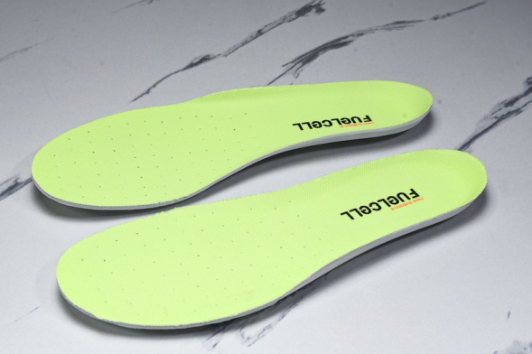 New Balance FuelCell Rebel V4 WFCXCH4 