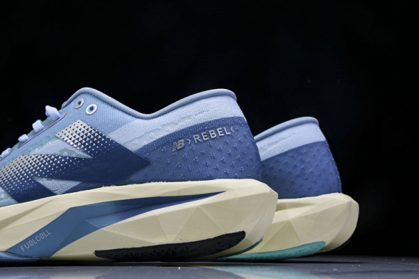 New Balance FuelCell Rebel V4 WFCXCH4 