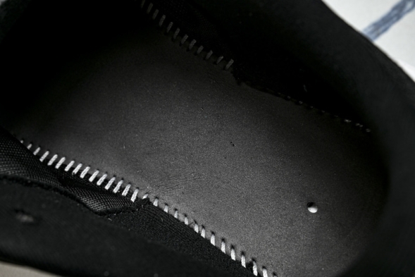 Nike Air ZoomX Vomero Plus HV8150-002 