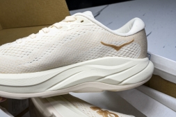 Hoka Rincon 4 1155131 VCH