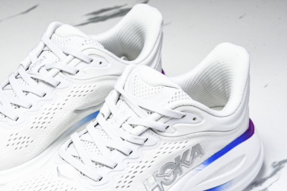 HOKA Bondi 9 1162012 CYWH 