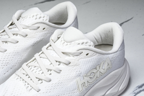 Hoka Rincon 4 1155131 WWH 