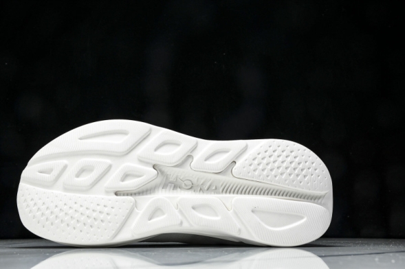 Hoka Rincon 4 1155131 WWH 