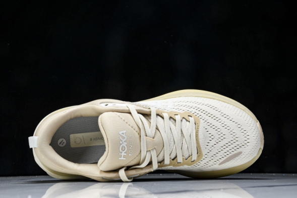 HOKA Bondi 8 1123202 SSEG 