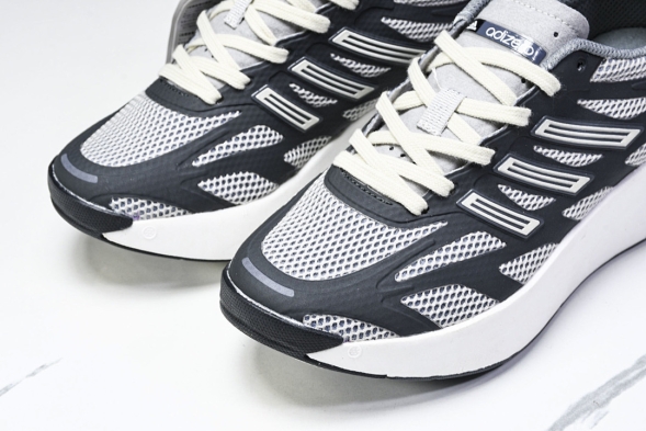 Adidas Adizero Aruku 