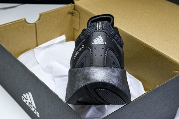 Adidas Adizero Aruku 