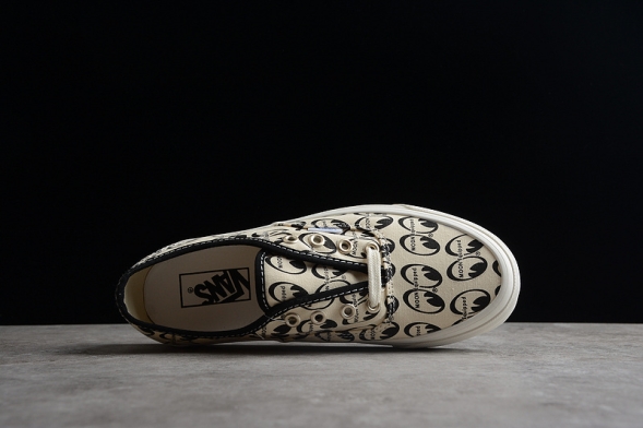 Vans X MOONEYES Authentic 44 DX VN0A5KX4AVP 