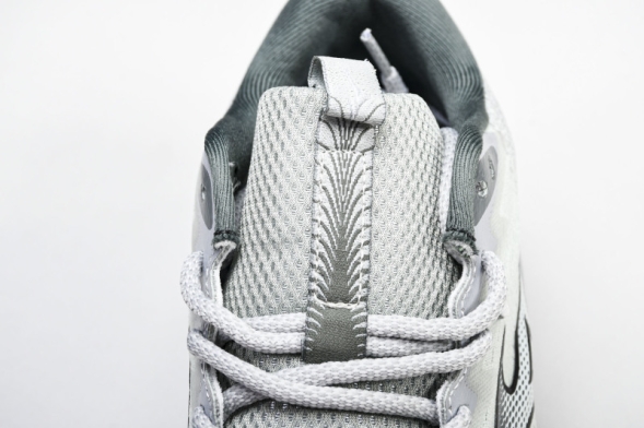 Mizuno Astro Plus D1GH240111 