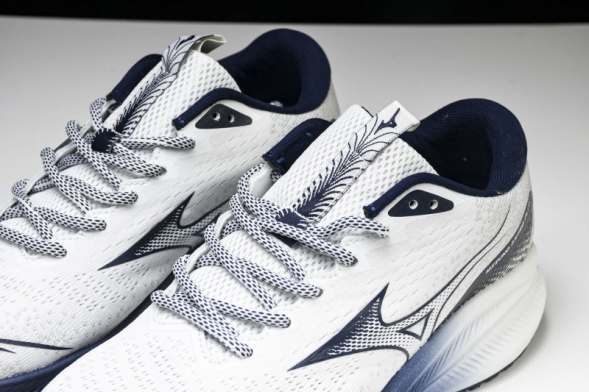 Mizuno Astro Plus D1GH240103 