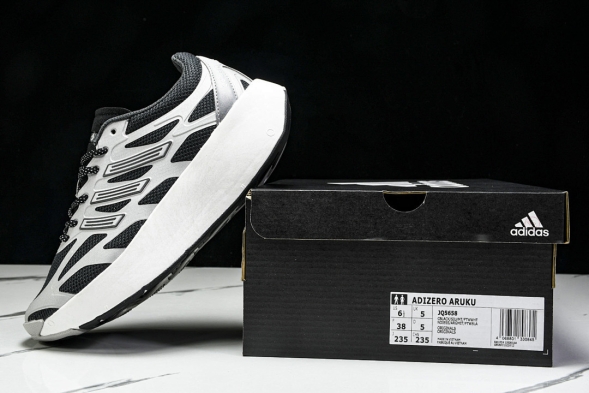 Adidas Adizero Aruku 