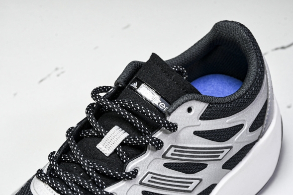 Adidas Adizero Aruku 