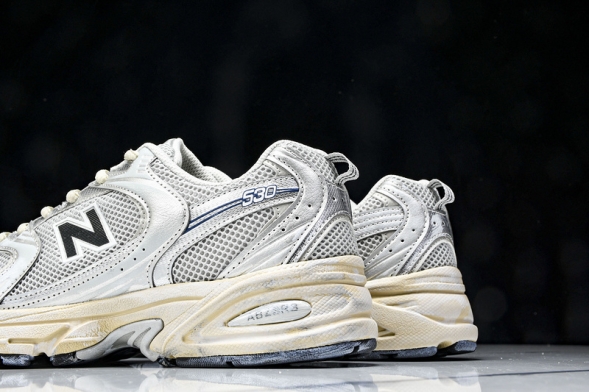 New Balance 530 MR530VS 