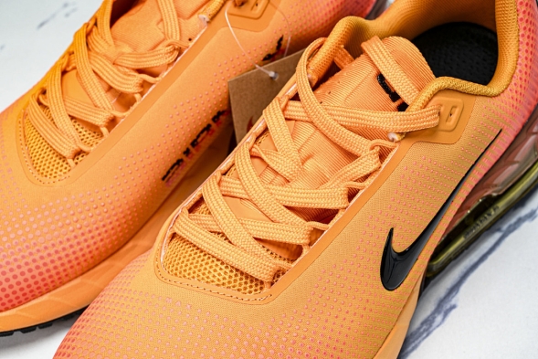 Nike Air Max Phoenix FZ5307-700 