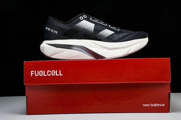 New Balance FuelCell Rebel V4 MFCPZSD 