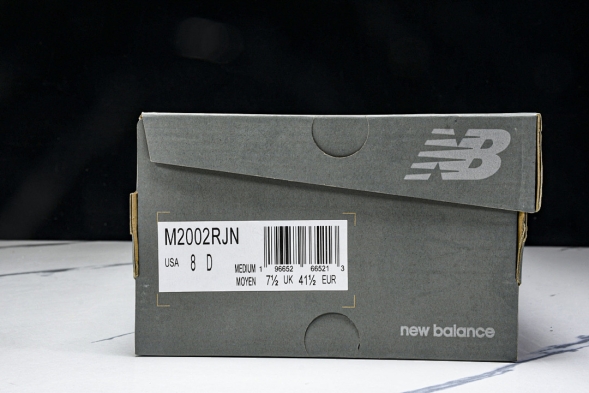 New Balance 2002R M2002RJN 