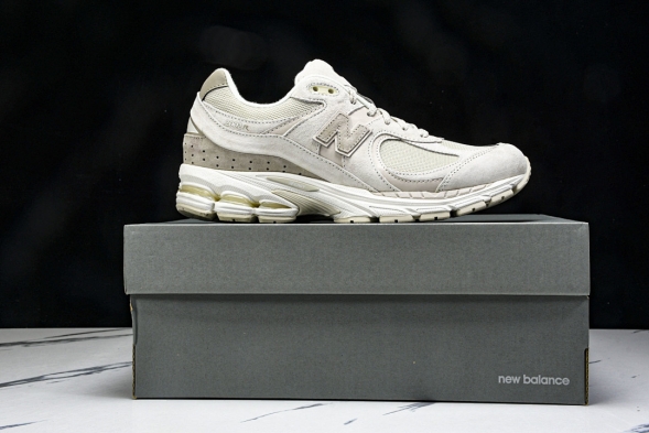 New Balance 2002R M2002RJN 