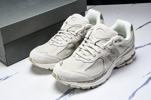 New Balance 2002R M2002RJN 