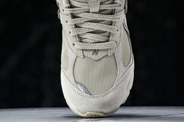 New Balance 2002R M2002RJN 