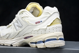 New Balance 2002R M2002RDS