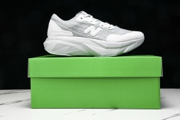 New Balance FuelCell Rebel V4 MRCELVD4