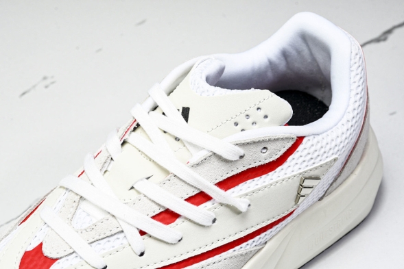 Adidas Lightblaze JQ9966  