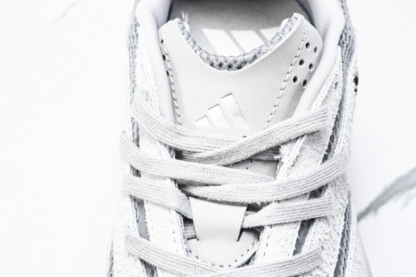 Adidas Lightblaze JQ9975 