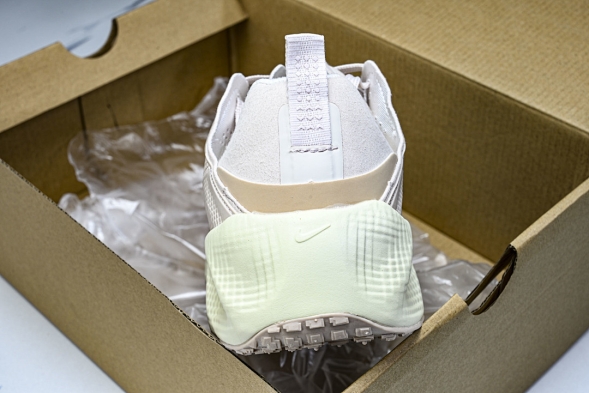 HYEIN SEO x Nike Ava Rover DX4215-007 