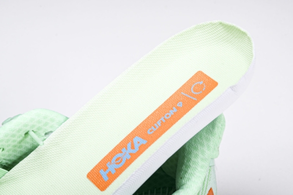 Hoka Clifton 9 1132210 ZLGL 