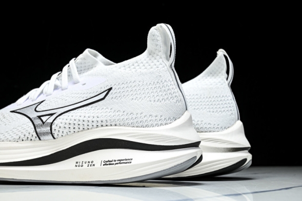 Mizuno Neozen J1GC252802 