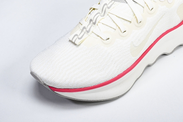 Nike Motiva DV1238-104 