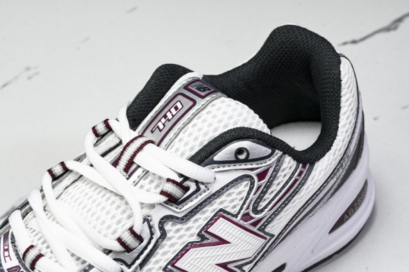 New Balance 740 U740RD2 