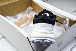 Hoka Tor Summit 1157070 SWW