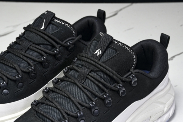 Hoka Tor Summit 1157070 SWW 