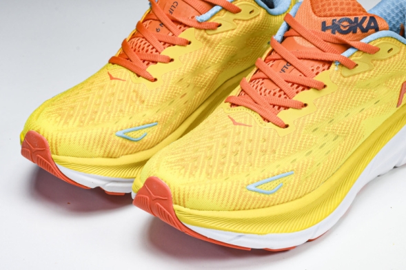 Hoka Clifton 9 1127895 PFMZ 