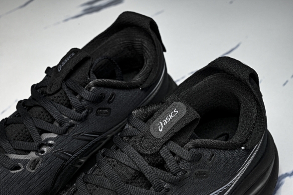 Asics Gel Nimbus 28 1011C591-002 