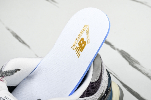 New Balance 9060 U9060SRA 