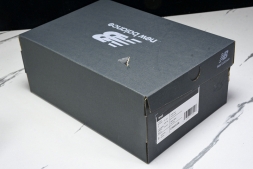 New Balance 9060 U9060JGR