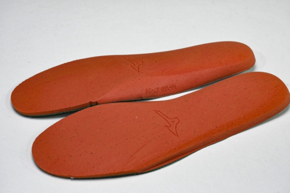 Mizuno Wave Momentum V1GA231244 