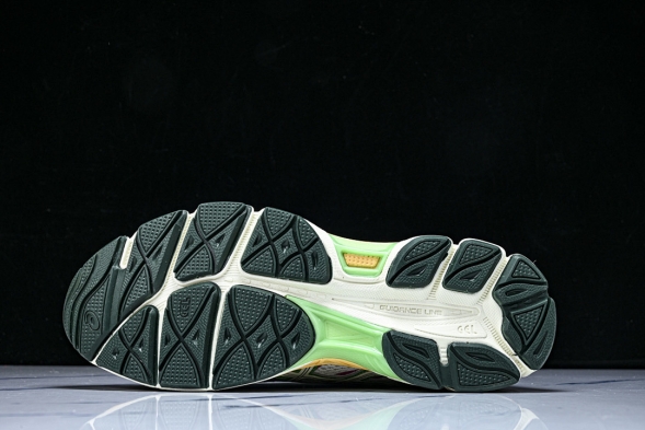 Asics Gel-Cumulus 16 TG 1203A763-100 